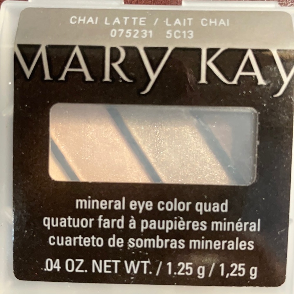 Mary Kay Mineral Eye Color Quad-Chai Latte